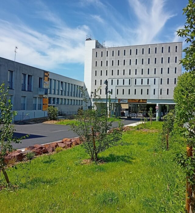 Vue extérieure des archives de Rennes