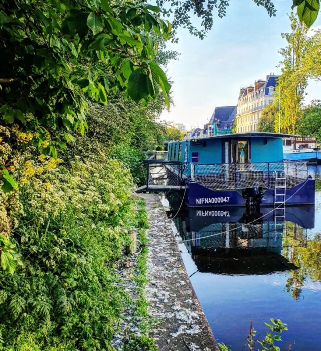 Vue extérieure de la péniche