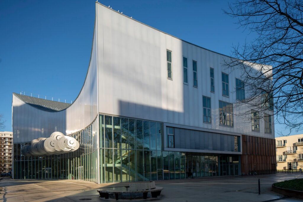 Aménagements de la place Jean Normand aux abords du Conservatoire