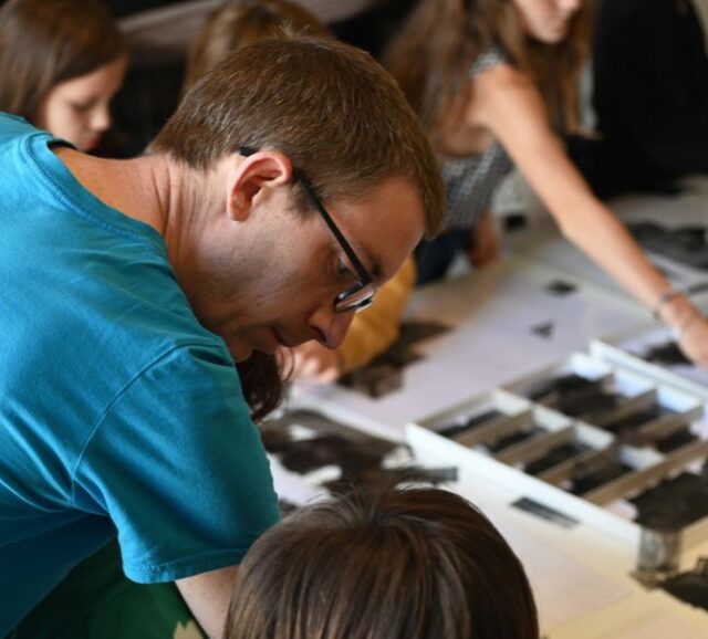 Atelier Georges maquette famille : le futur de l'ancienne halle industrielle