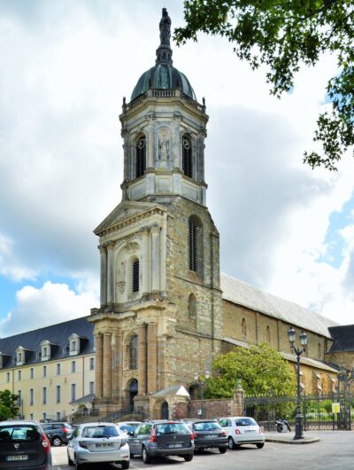 visite-eglise-saint-melaine-19466-24436.jpg