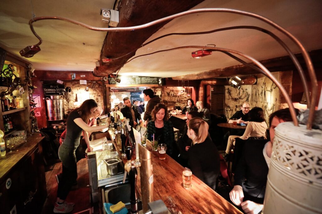 A l'intérieur du Oan's pub à Rennes