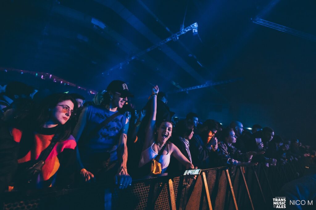 Ambiance au parc expo pendant un concert des Trans Musicales de Rennes