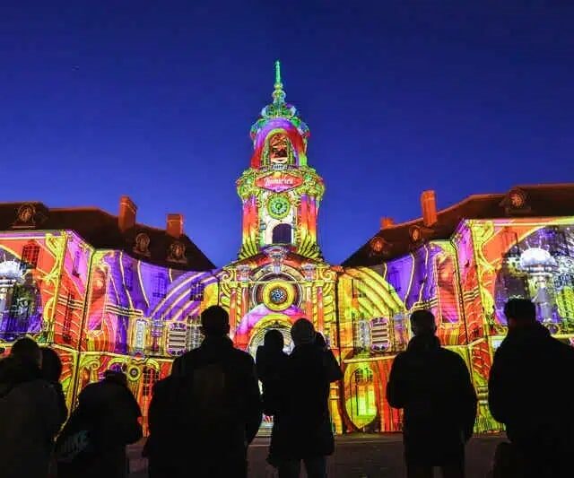 Projections sur la façade de l