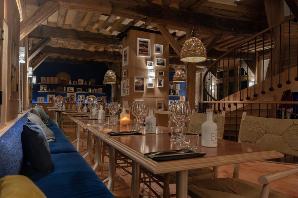 Salle de restaurant de Yaya